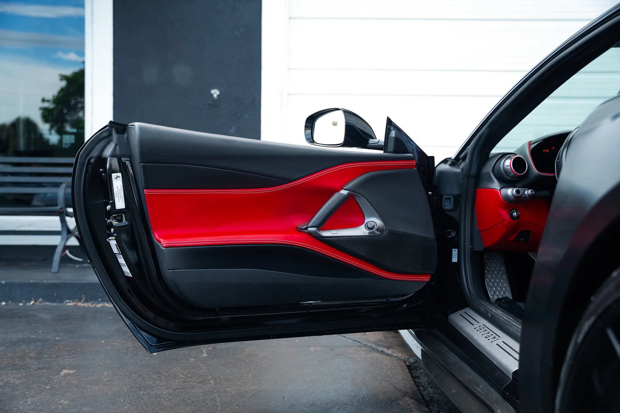 Used 2019 Ferrari 812 Superfast RWD image 57