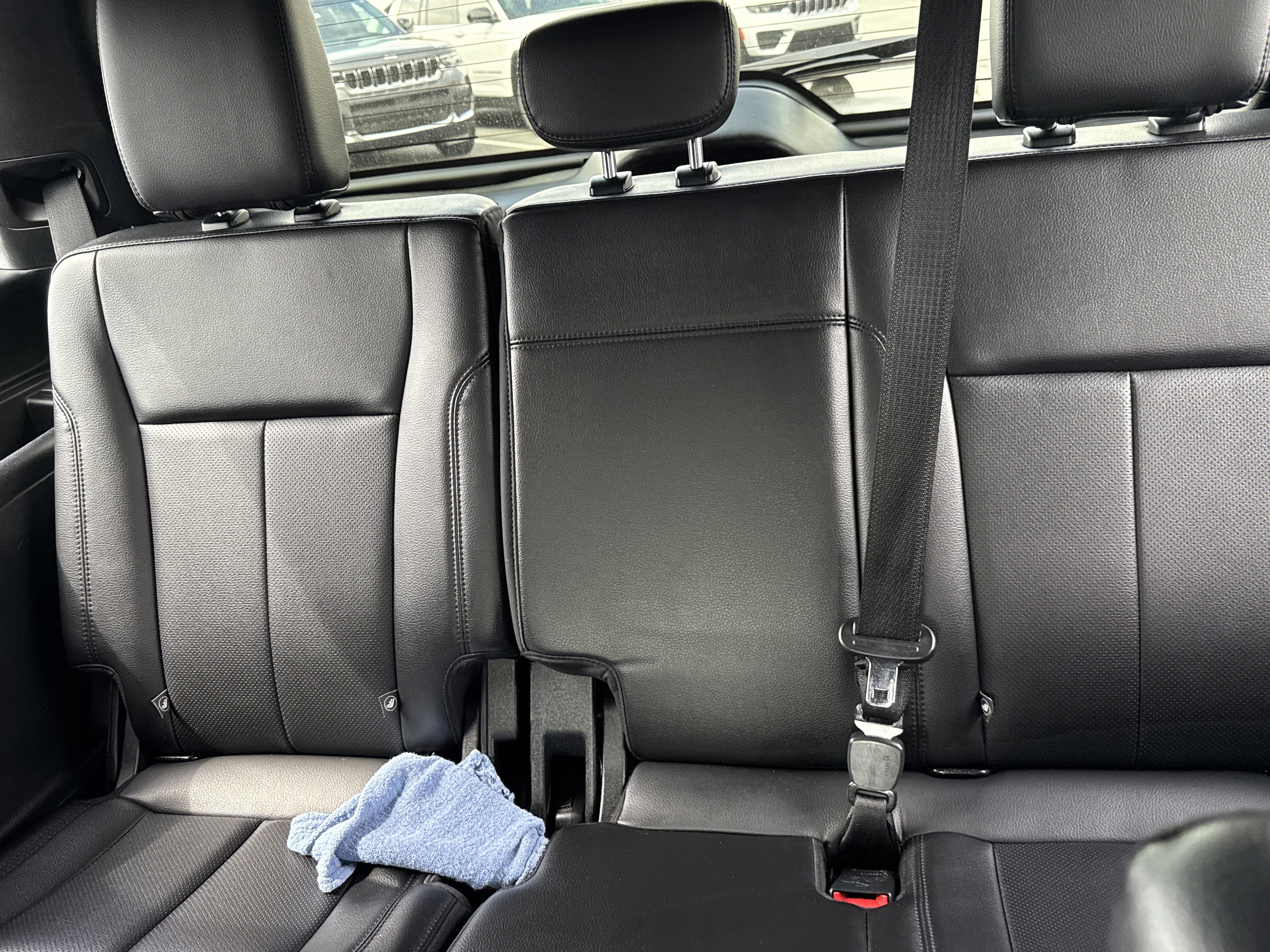 Used 2021 Ford Expedition XLT image 28