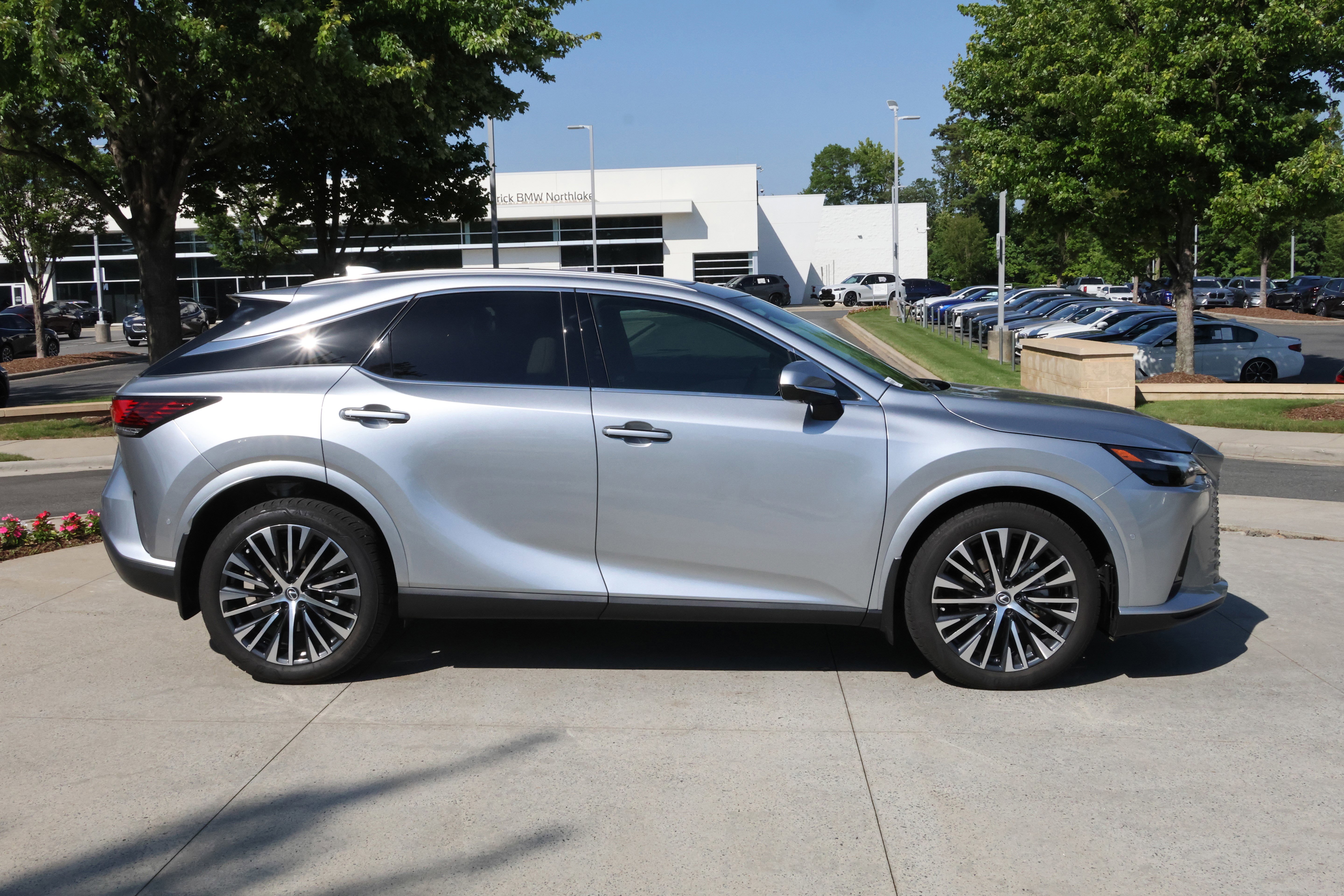 Used 2024 Lexus RX 350 w/ Convenience Package AWD/4WD image 10