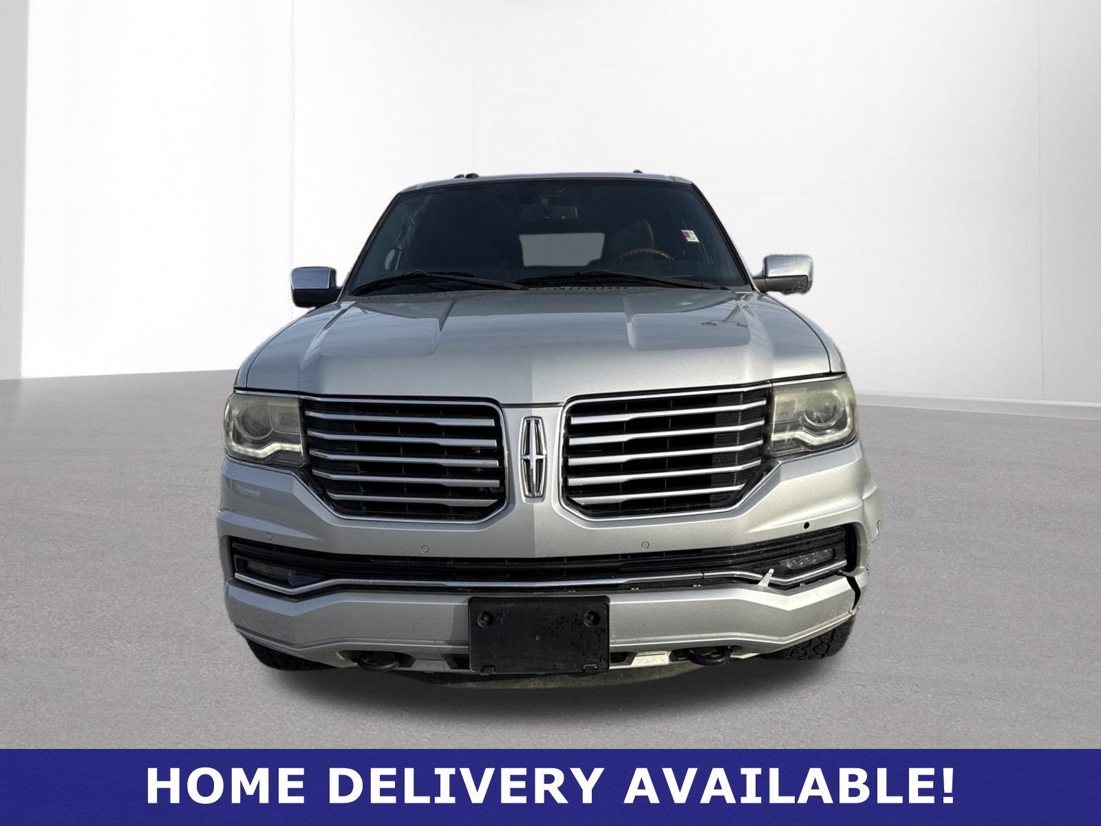 Used 2015 Lincoln Navigator L 2WD image 2
