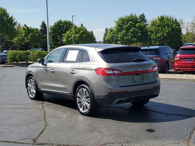 Used 2016 Lincoln MKX Reserve w/ Driver Assistance Package AWD/4WD image 3