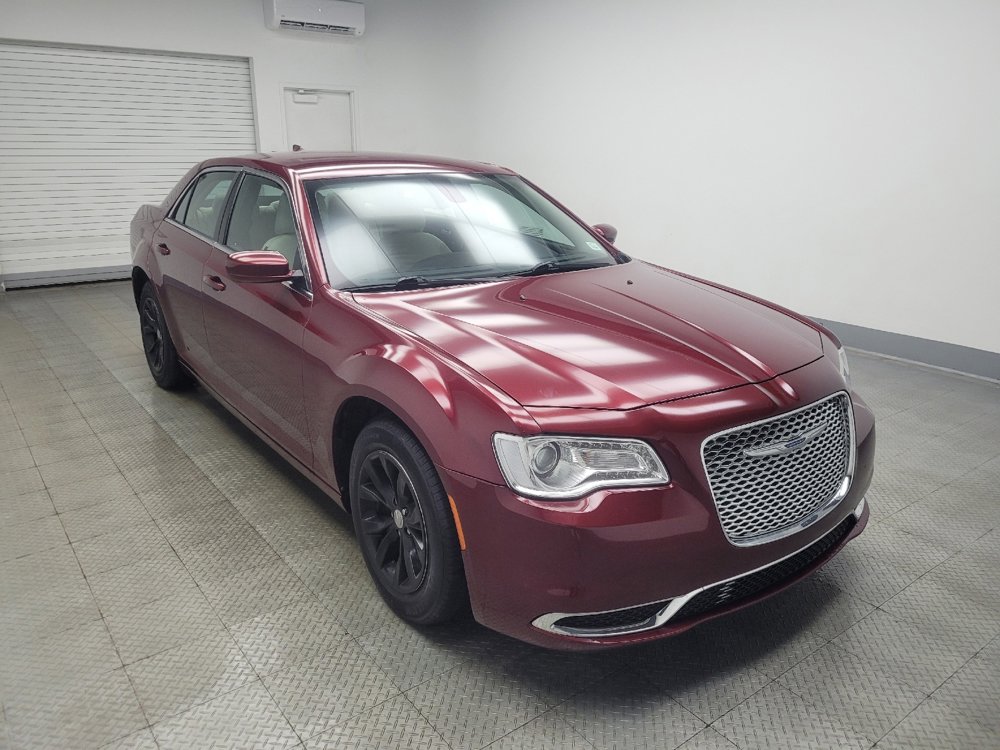 Used 2022 Chrysler 300 Touring image 13