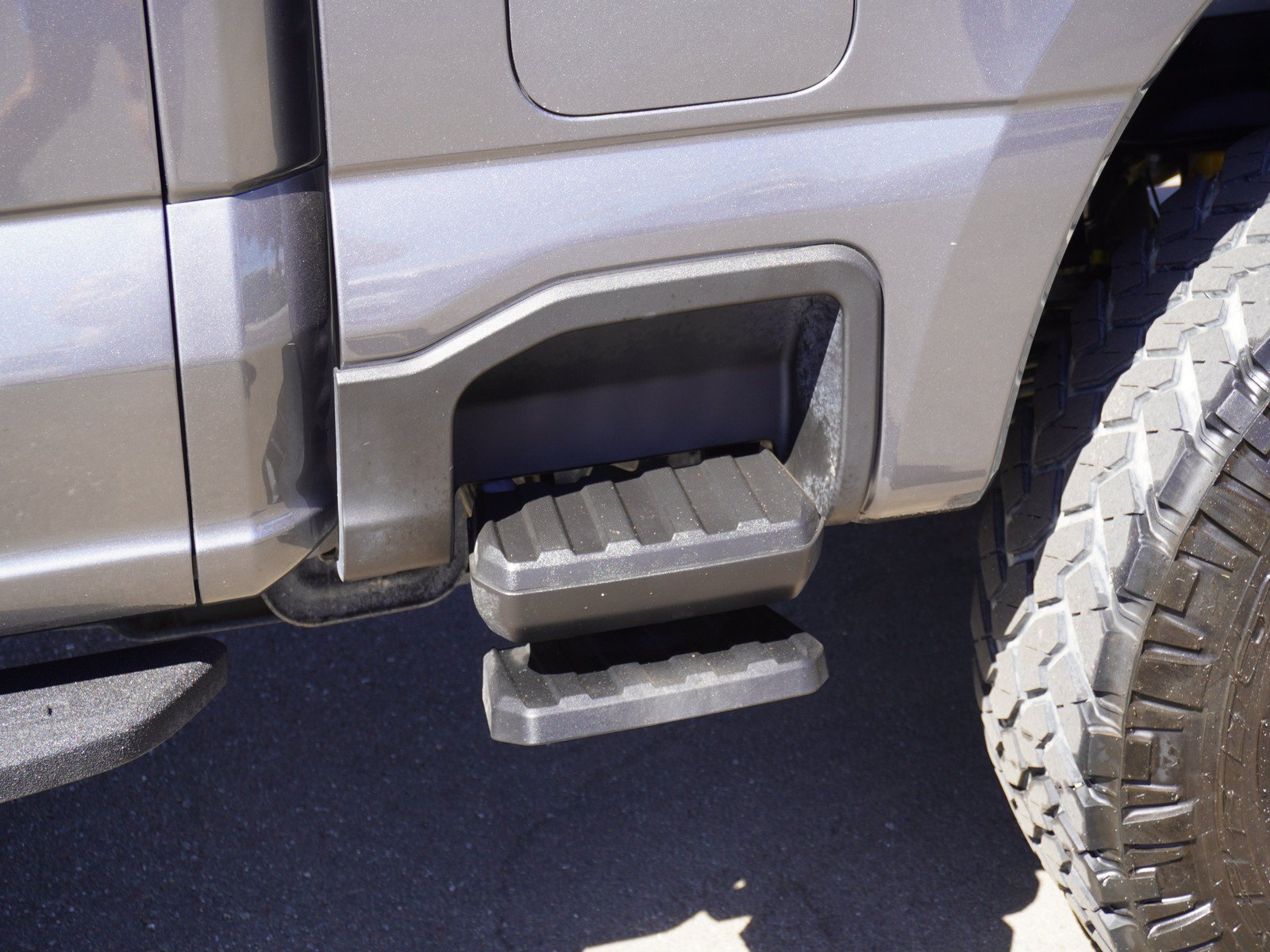 Used 2023 Ford F350 XLT w/ Tremor Off-Road Package AWD/4WD image 10