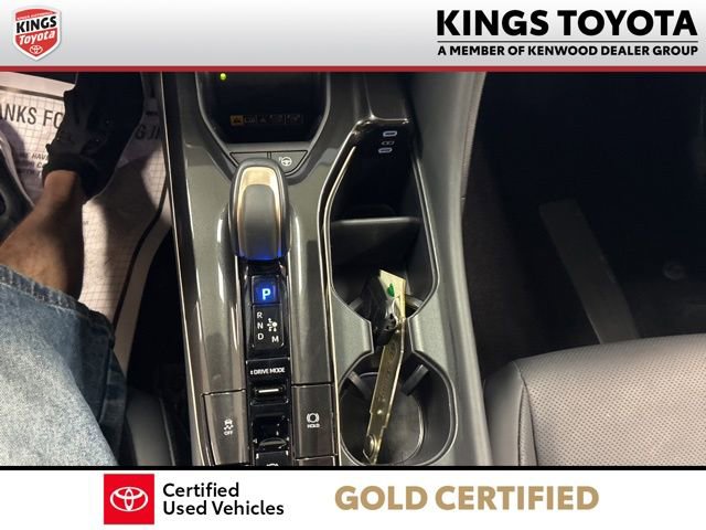 Used 2024 Toyota Crown Platinum image 31