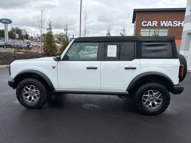 Certified 2025 Ford Bronco Badlands image 3