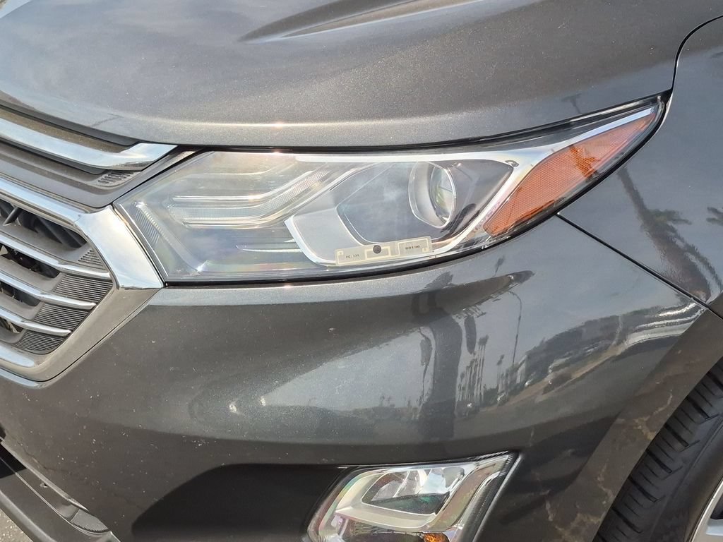 Used 2018 Chevrolet Equinox Premier FWD image 8