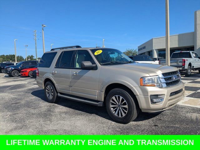 Used 2017 Ford Expedition XLT w/ Equipment Group 202A RWD image 3