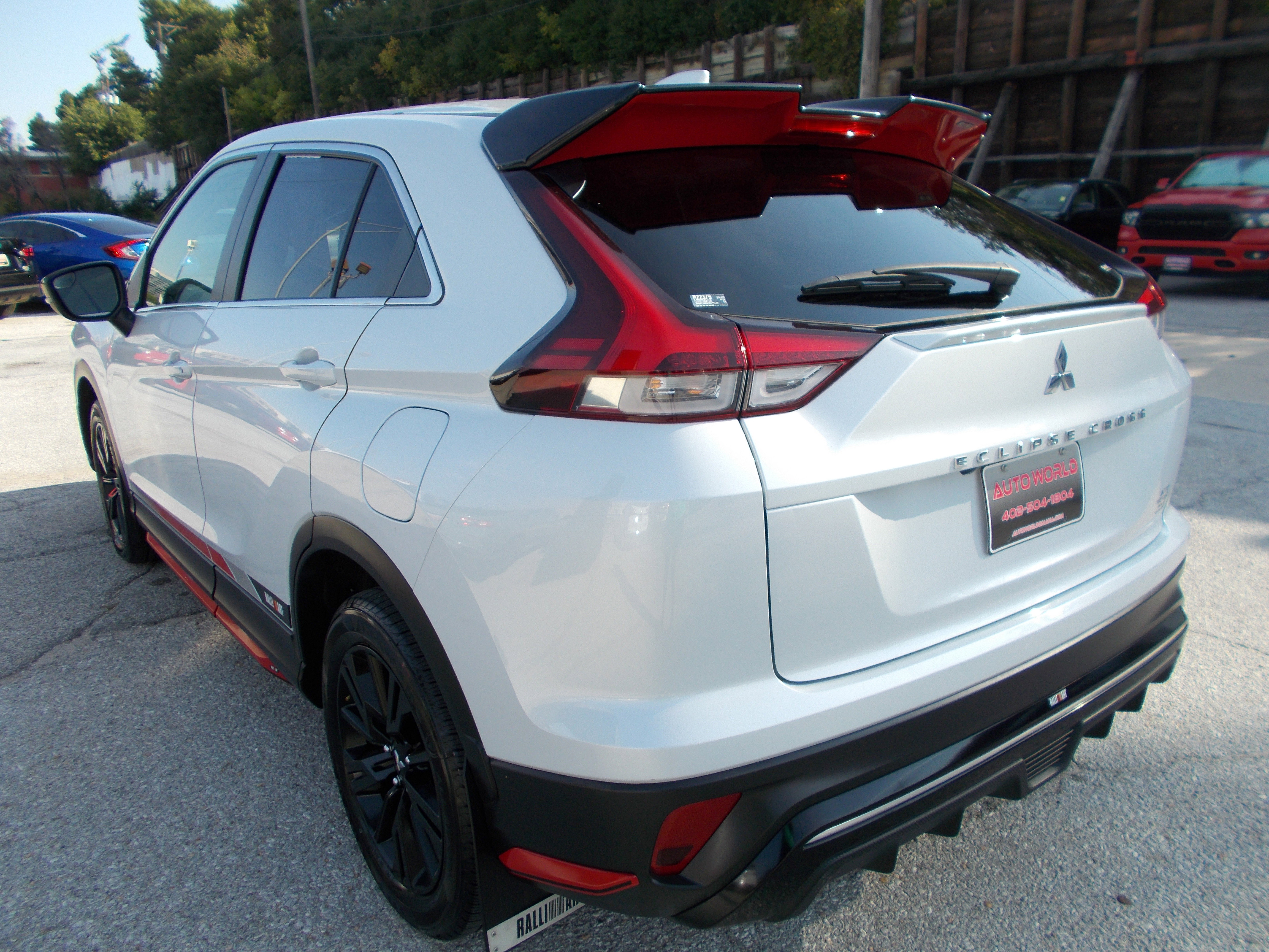 Used 2023 Mitsubishi Eclipse Cross LE image 5