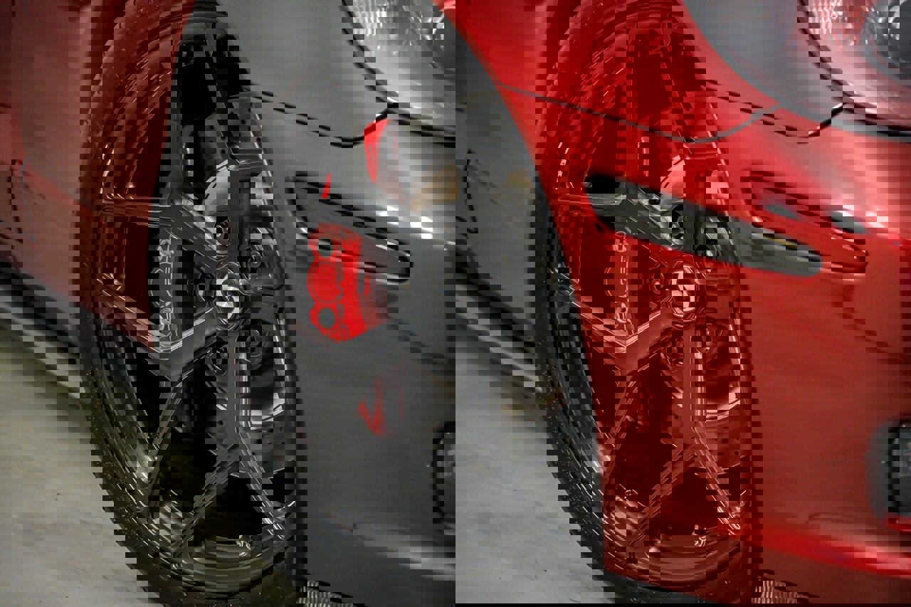 Used 2013 Chevrolet Corvette Z06 w/ Battery Protection Package image 4