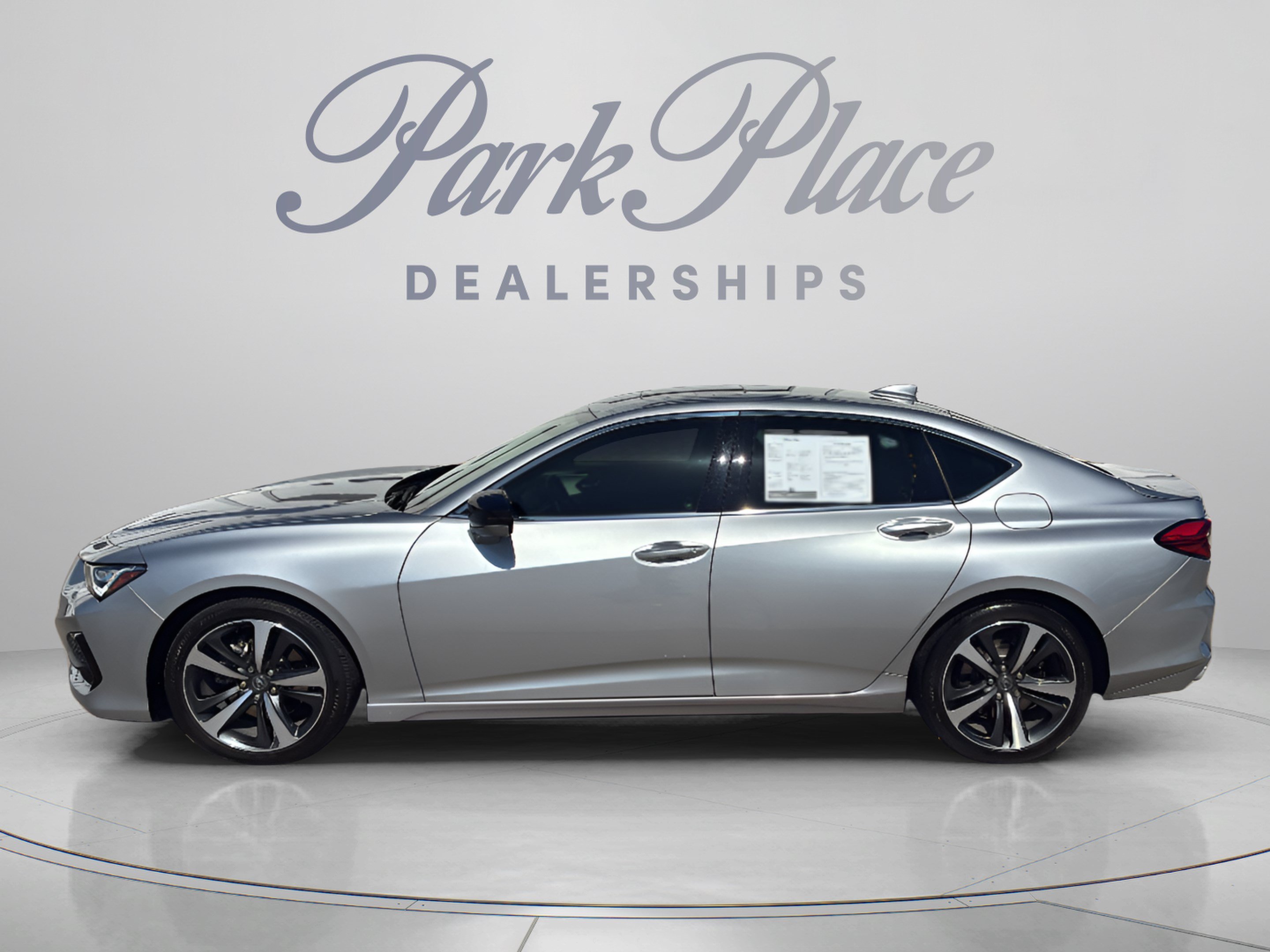 Used 2024 Acura TLX w/ Technology Package FWD image 2