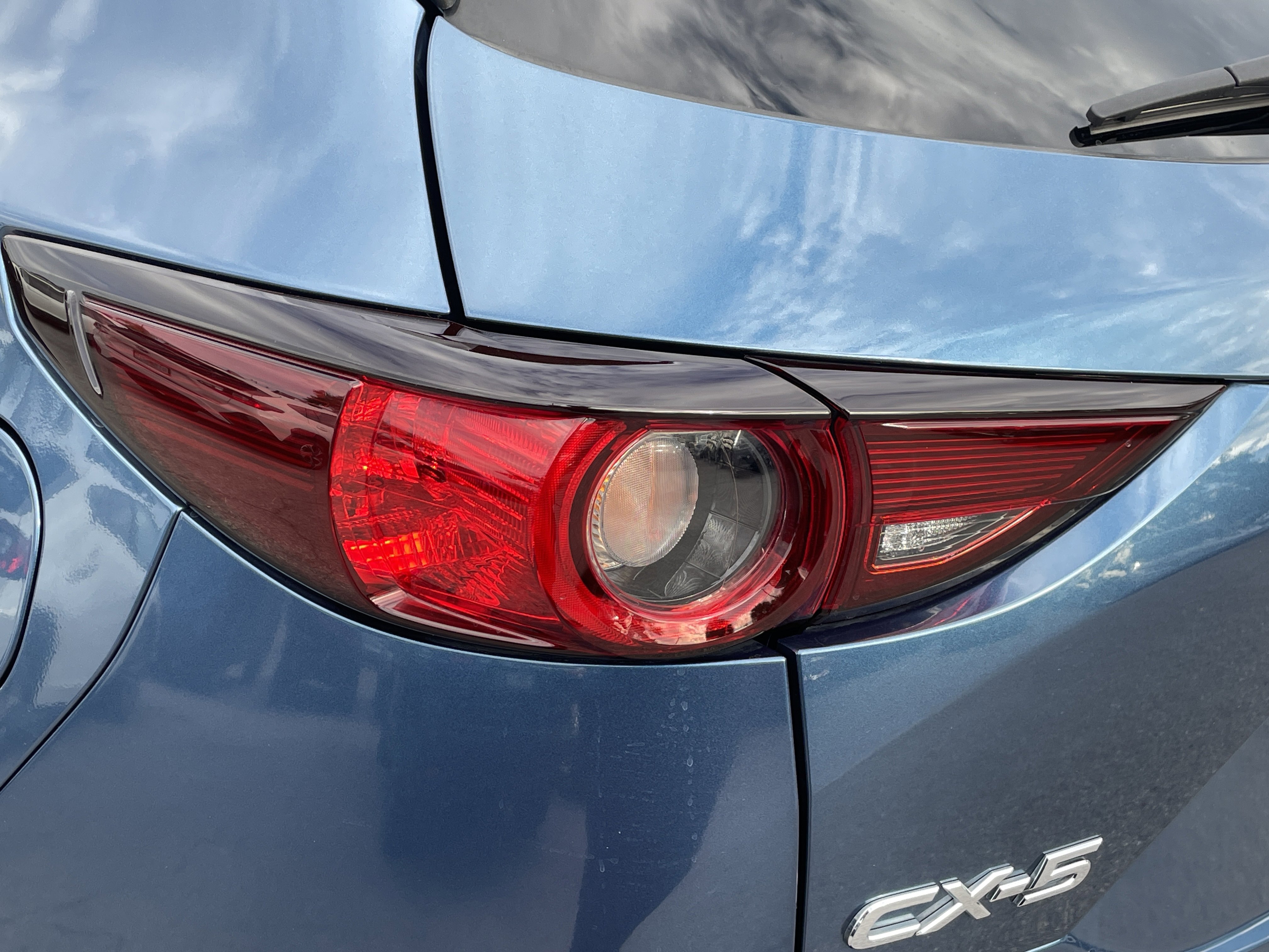 Used 2018 MAZDA CX-5 Touring image 7