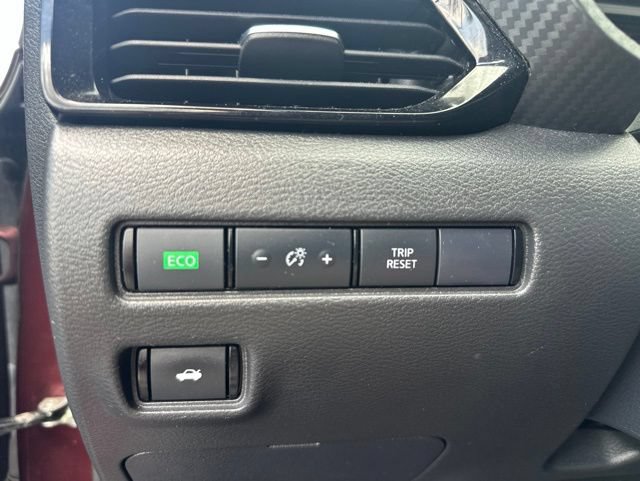 Used 2024 Nissan Sentra SV FWD image 30