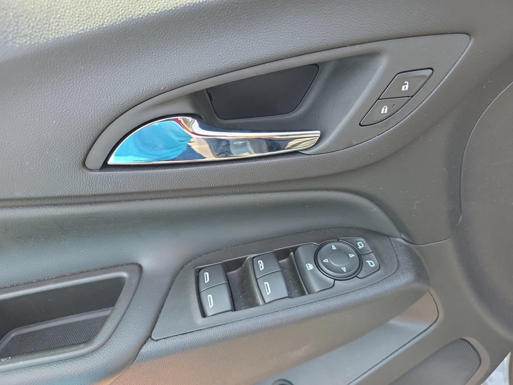 Used 2023 Chevrolet Equinox LT FWD image 14