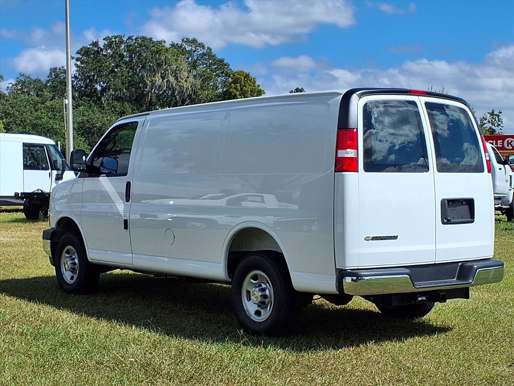 New 2025 Chevrolet Express 2500 w/ Driver Convenience Package image 22