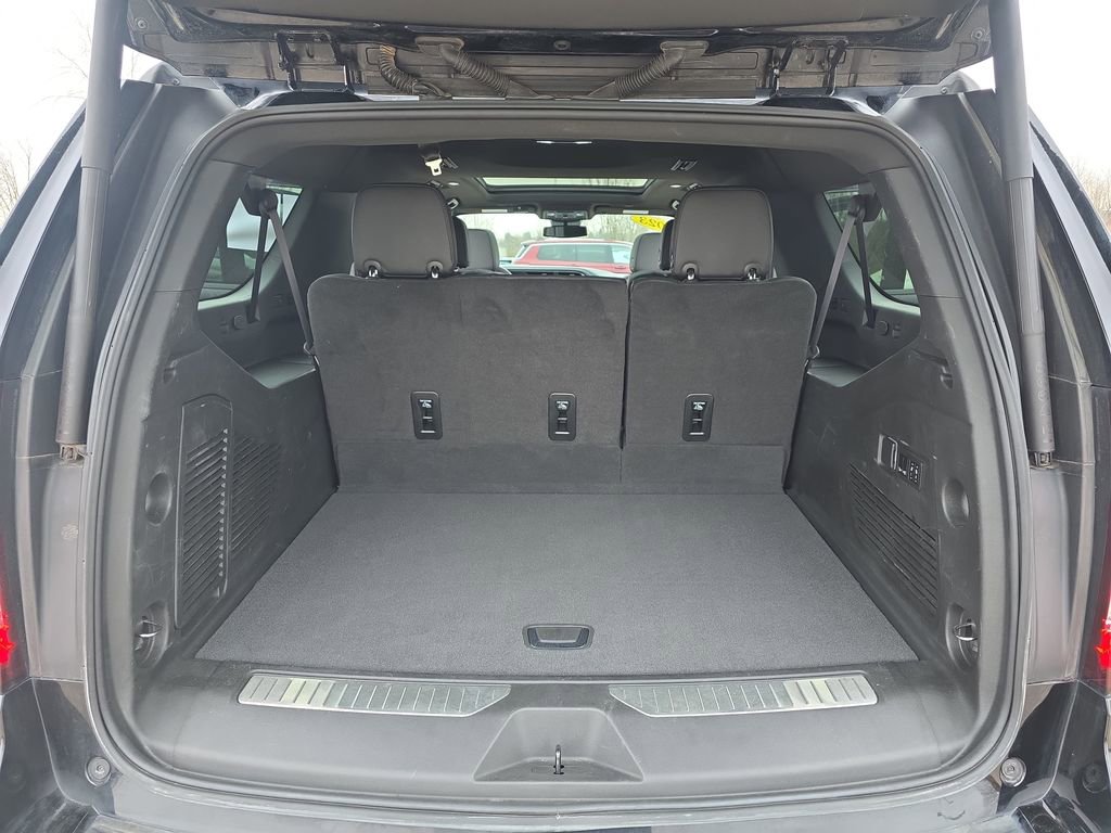 Used 2023 GMC Yukon XL Denali w/ LPO, Floor Liner Package image 13