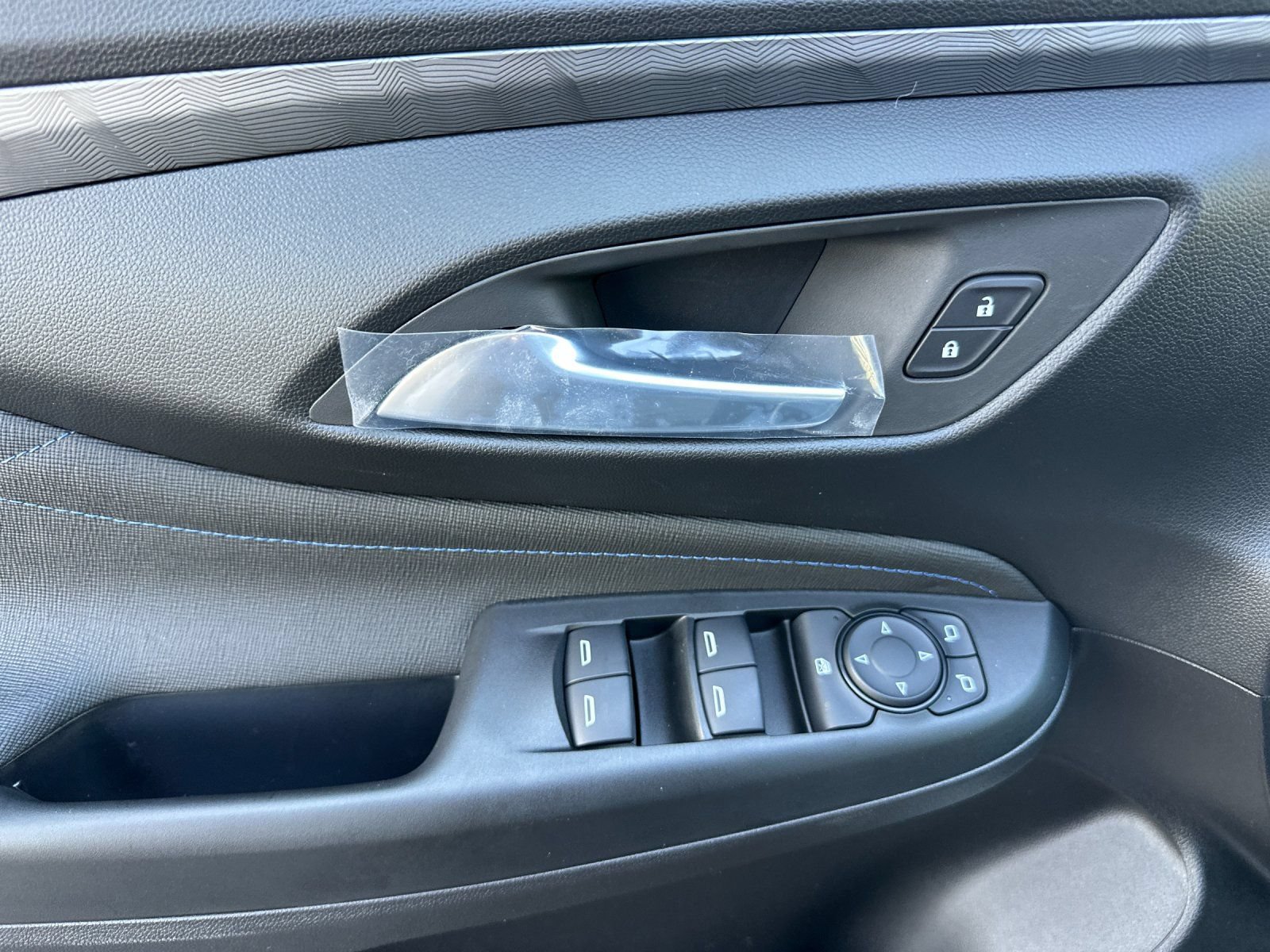 New 2026 Buick Envista Sport Touring w/ Convenience I Package FWD image 11