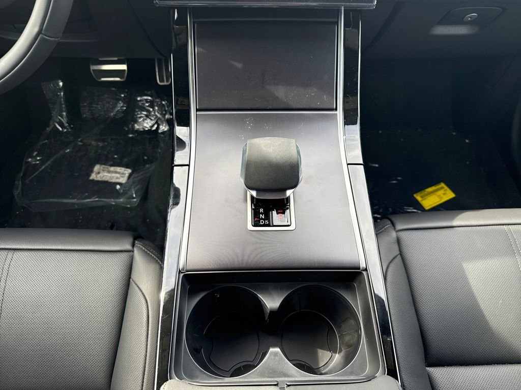 New 2026 Land Rover Range Rover Velar Dynamic SE image 24