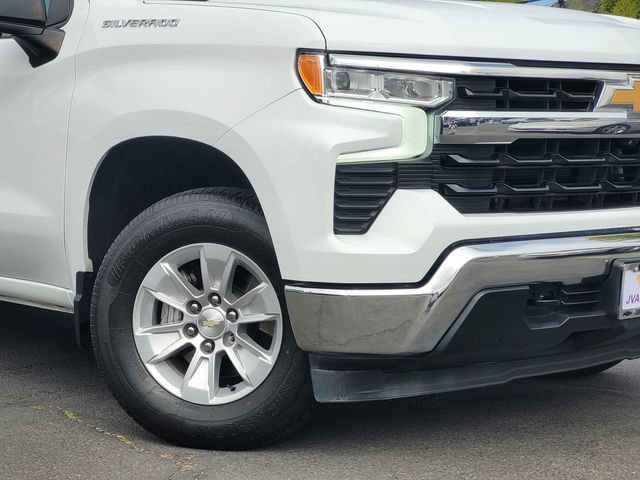 Used 2022 Chevrolet Silverado 1500 LT w/ Safety Package RWD image 4