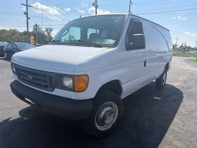 Used 2006 Ford E-250 and Econoline 250 RWD image 3