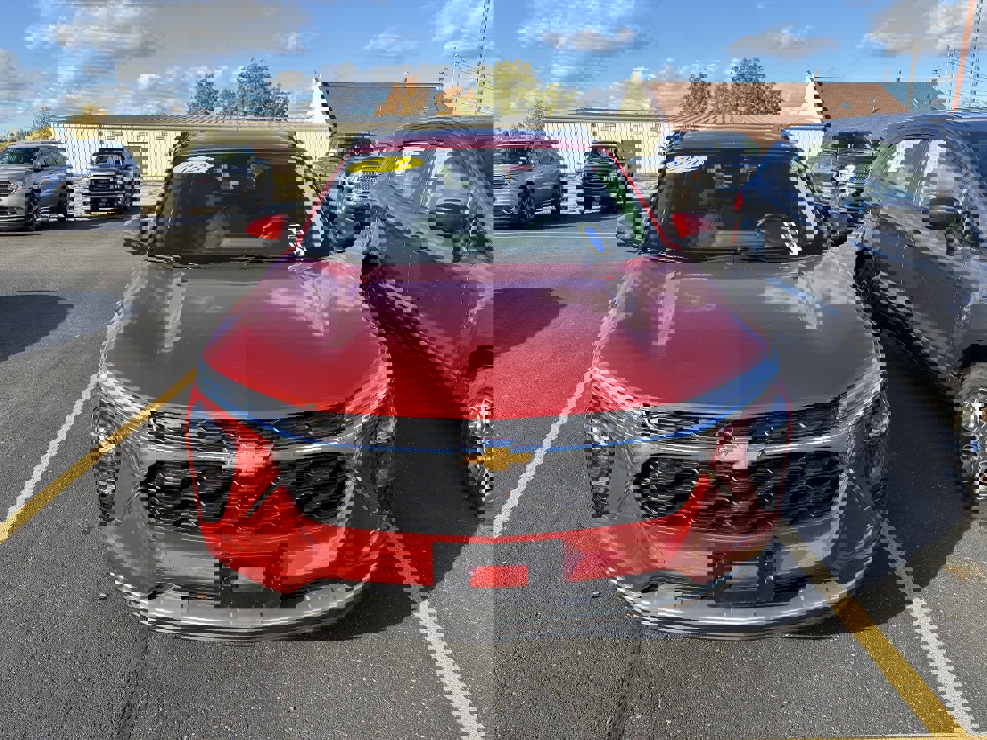 Used 2024 Chevrolet Trax LT w/ Driver Confidence Package image 3