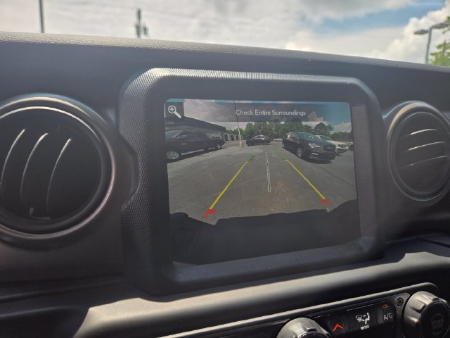 Used 2021 Jeep Gladiator Sport AWD/4WD image 12