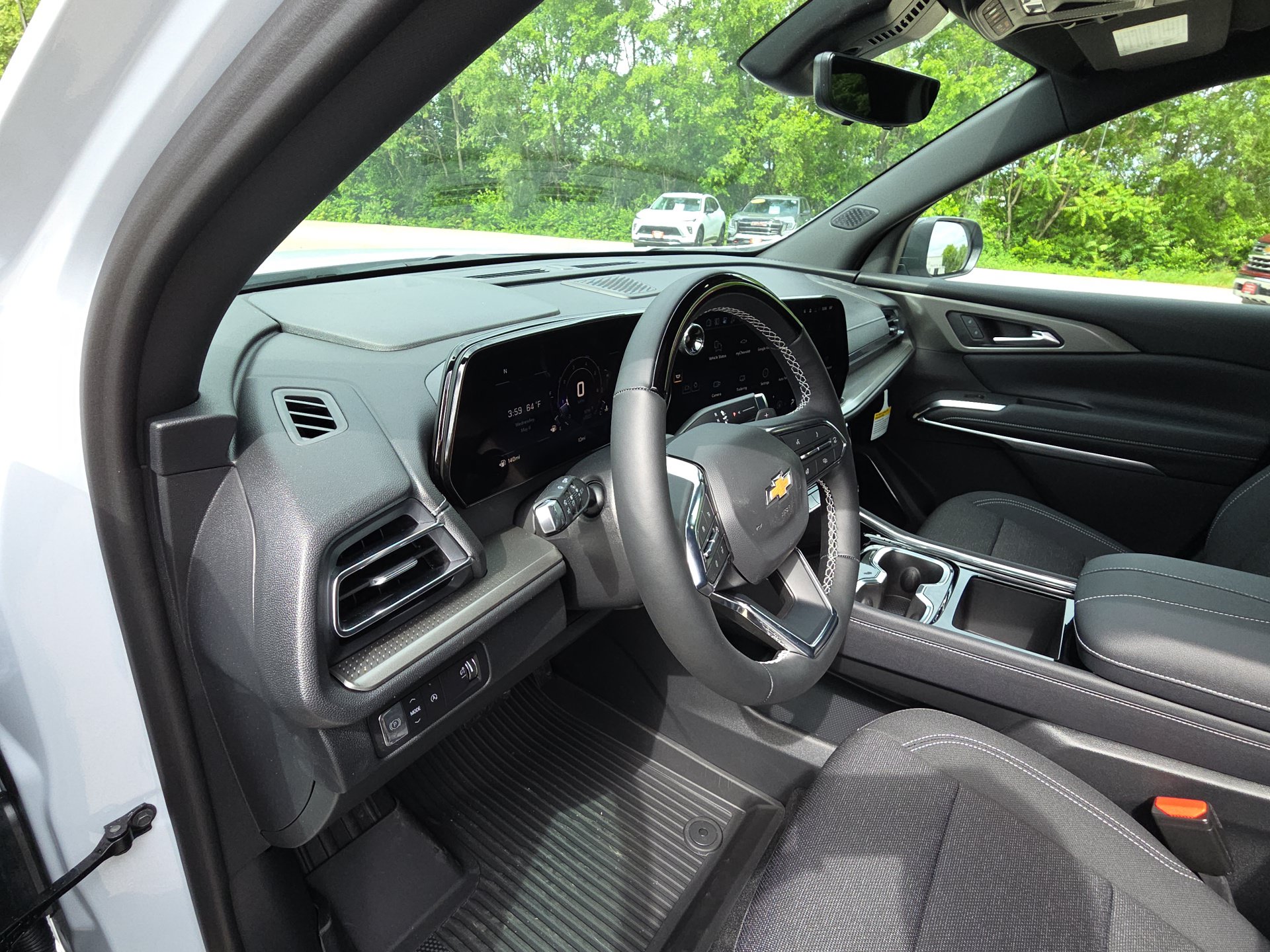 New 2026 Chevrolet Traverse LT w/ Enhanced Driving Package FWD image 14