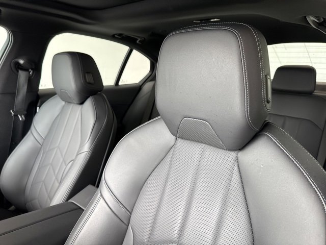 Used 2024 BMW 540i xDrive w/ M Sport Package image 20