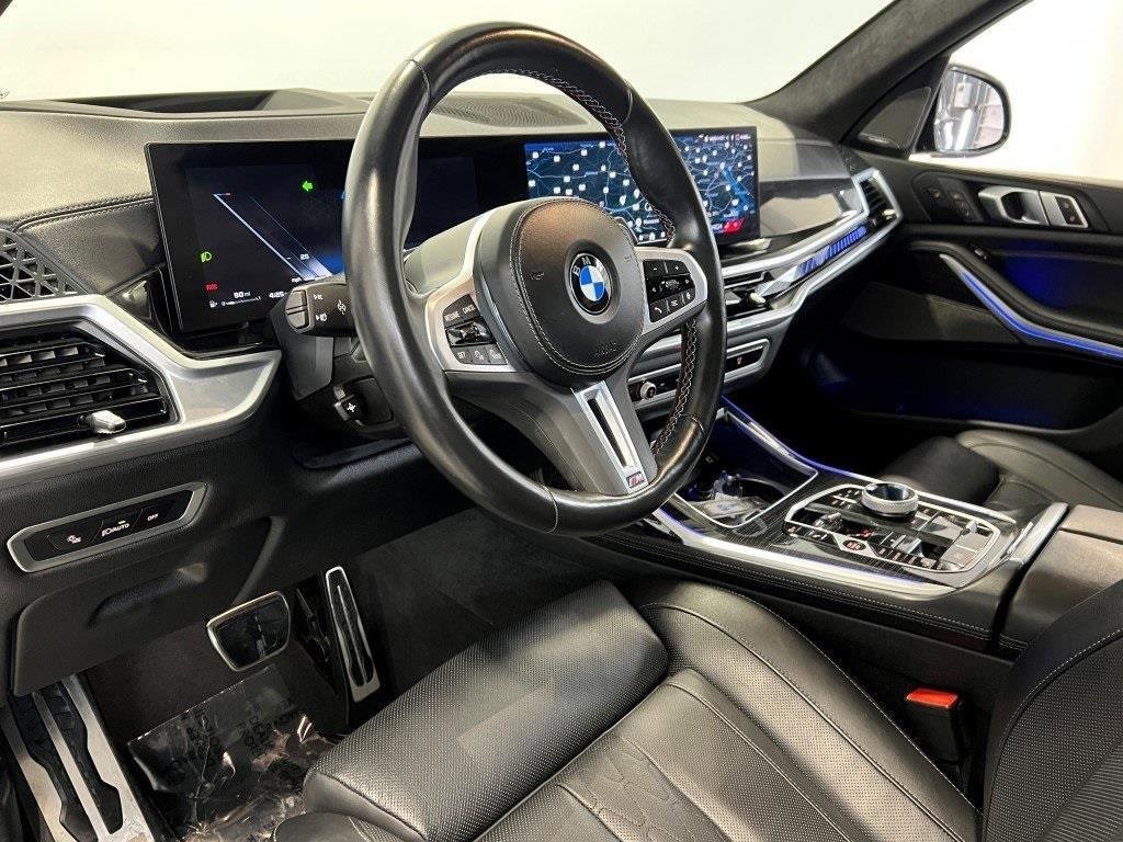 Used 2024 BMW X7 M60i w/ Executive Package image 30