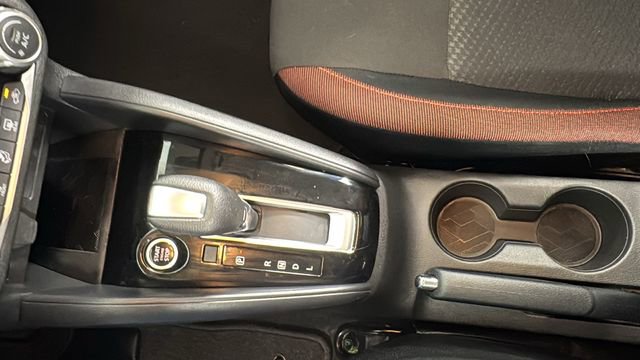 Used 2025 Nissan Versa SR image 26