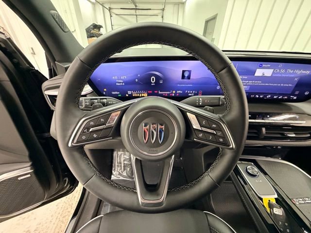 Certified 2025 Buick Enclave Preferred image 10