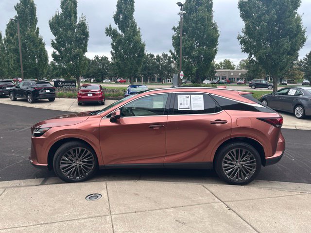 Used 2023 Lexus RX 350 AWD w/ Accessory Package image 4