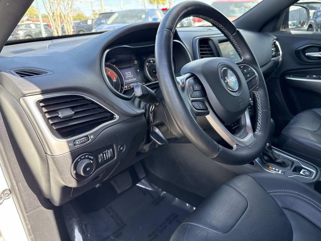 Used 2021 Jeep Cherokee Latitude Lux 80th Anniv w/ Quick Order Package 2YU 80th image 25