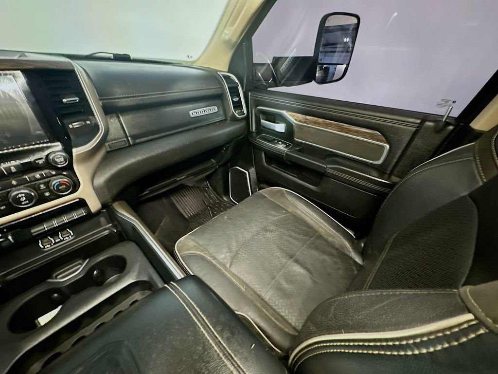 Used 2020 RAM 3500 Laramie AWD/4WD image 11