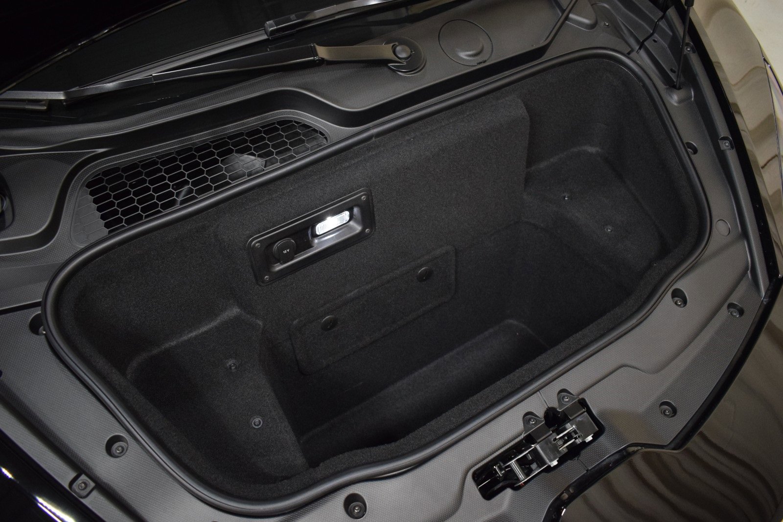 Used 2023 Lamborghini Huracan EVO image 43