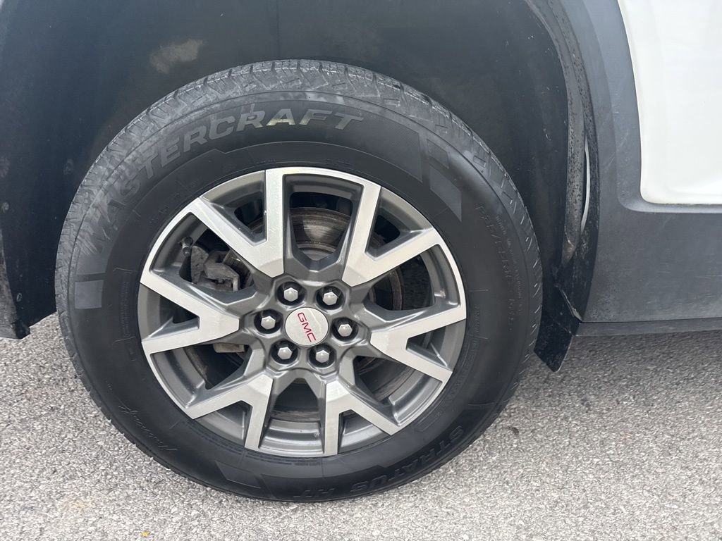 Used 2021 GMC Acadia SLE image 5