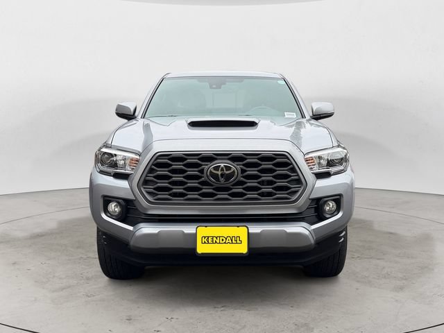 Used 2021 Toyota Tacoma TRD Sport w/ Technology Package AWD/4WD image 8