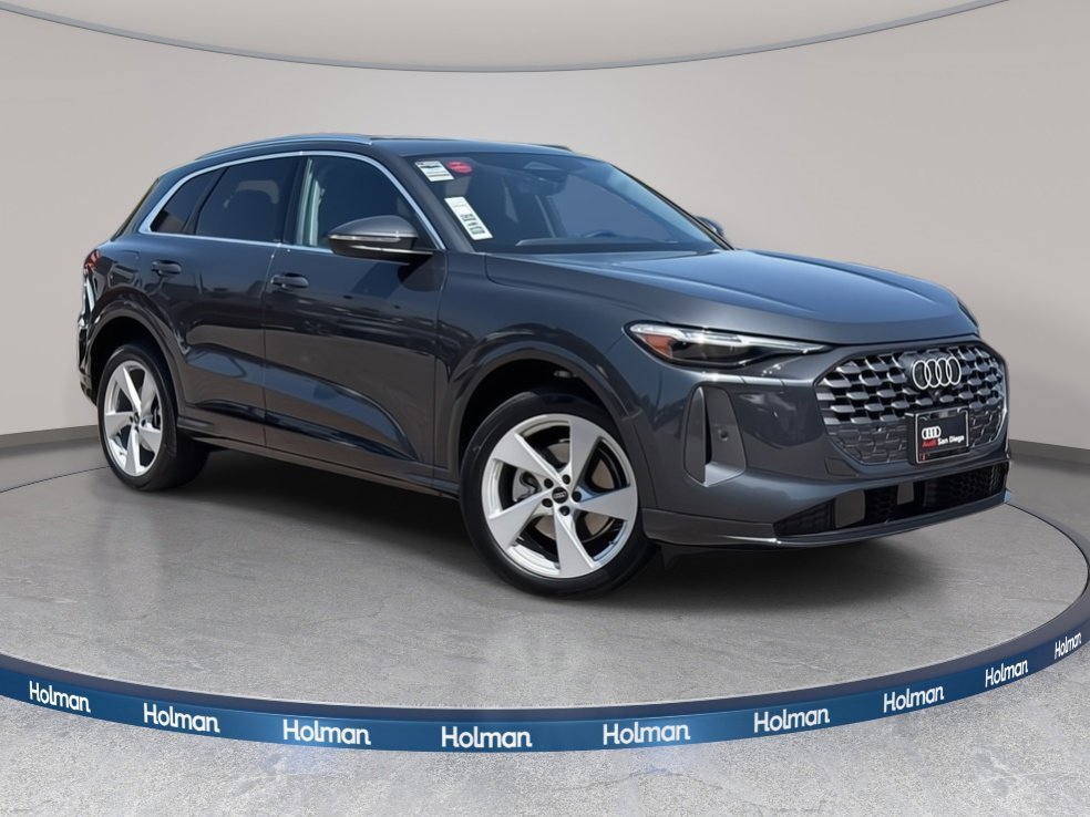 New 2025 Audi Q5 Premium Plus