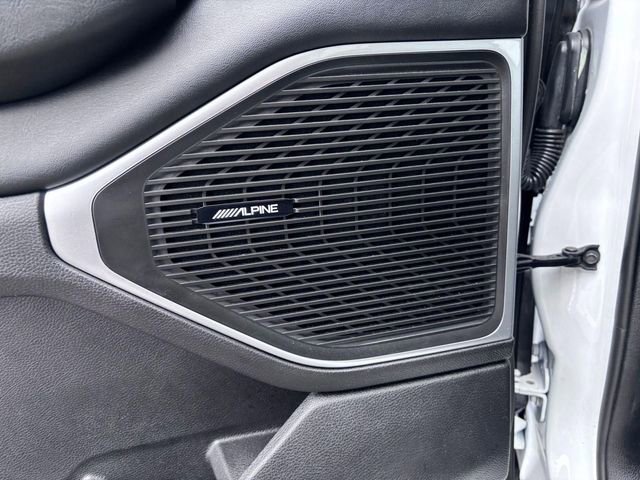 Used 2025 Jeep Wagoneer L Series II image 14