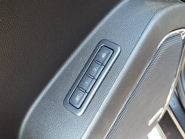 Used 2020 GMC Yukon Denali w/ Denali Ultimate Package AWD/4WD image 24