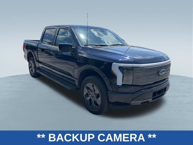 Used 2023 Ford F150 Lightning Lariat AWD/4WD image 3