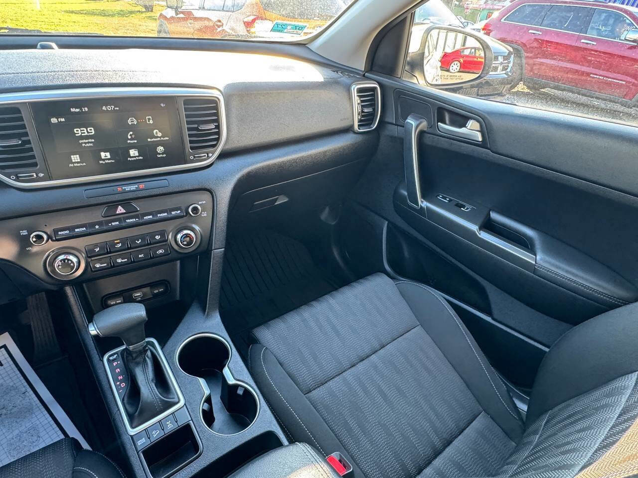 Used 2021 Kia Sportage LX image 16