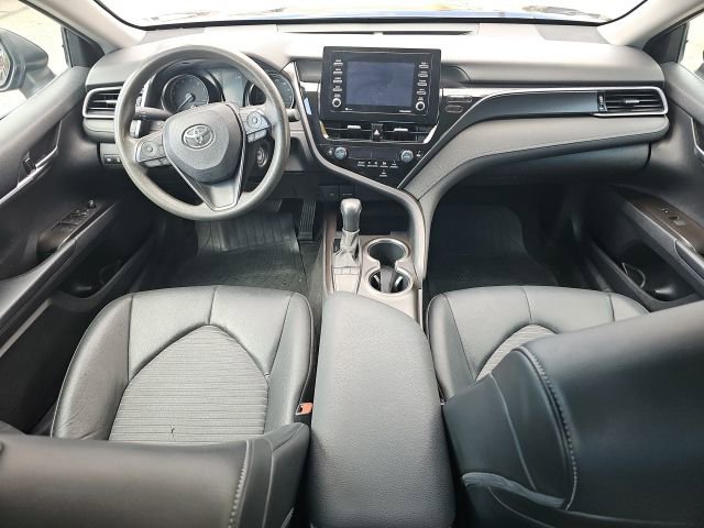 Used 2022 Toyota Camry SE FWD image 10
