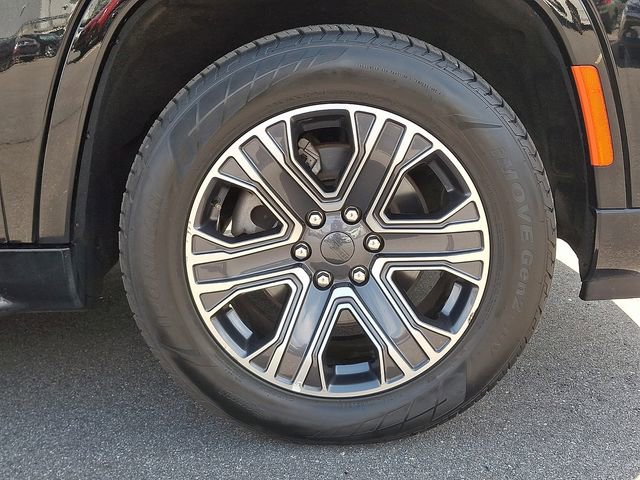 Used 2024 Jeep Wagoneer L Series II w/ Flexible Seating Group image 8