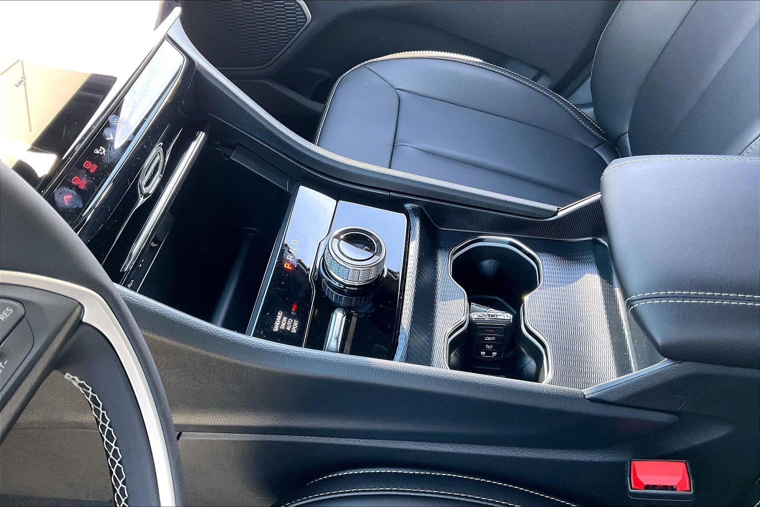 New 2026 Jeep Grand Cherokee Limited image 8