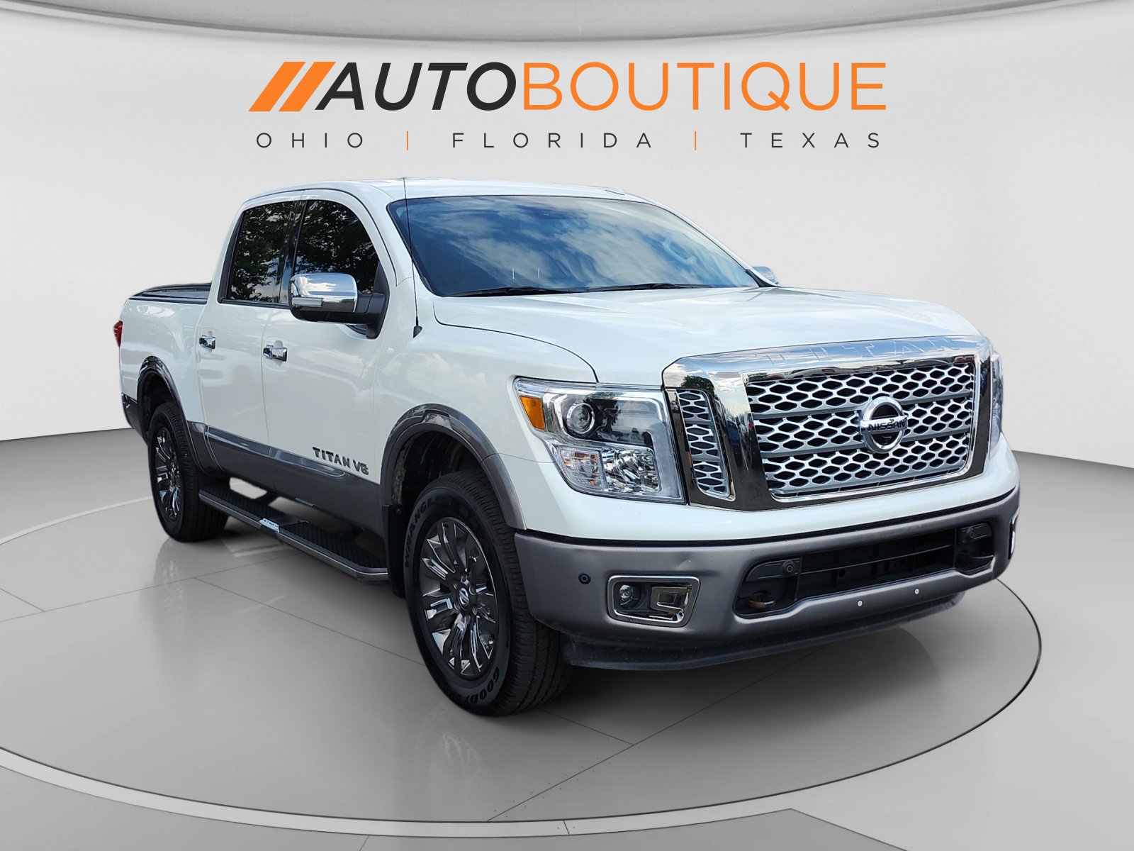 Used 2018 Nissan Titan Platinum Reserve w/ Platinum Utility Package AWD/4WD image 7