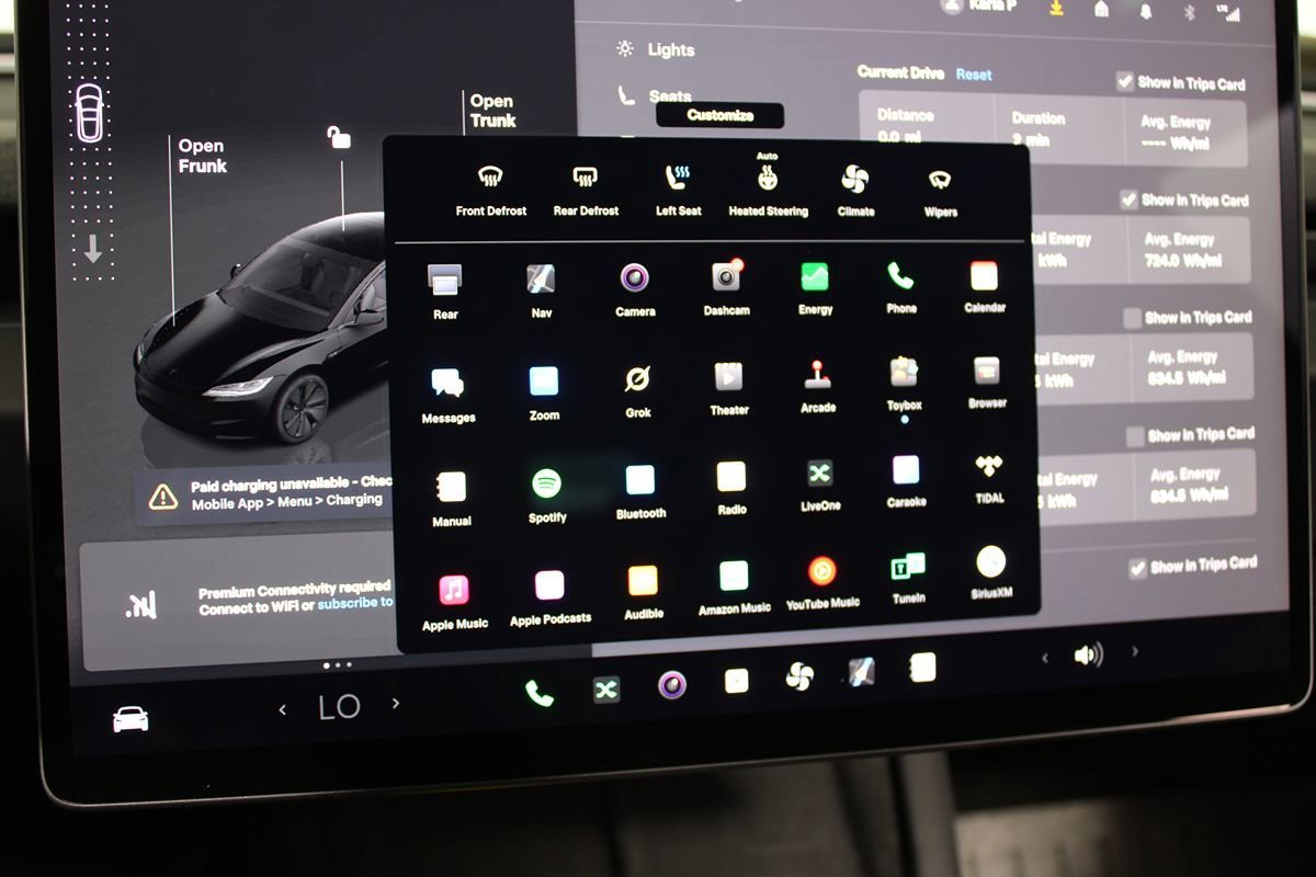 Used 2024 Tesla Model 3 Standard Range image 12