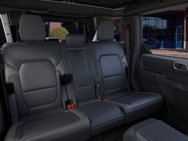 New 2026 Ford Bronco Outer Banks w/ Sasquatch Package AWD/4WD image 11