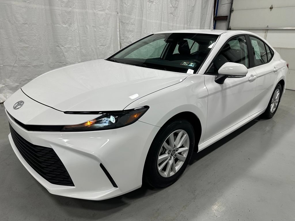 Used 2026 Toyota Camry LE FWD image 3