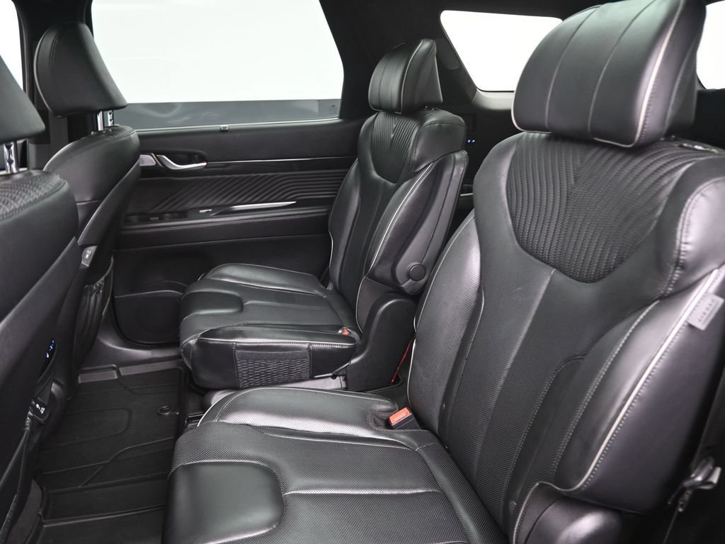 Used 2025 Hyundai Palisade Calligraphy FWD image 10