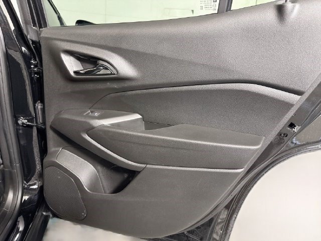 Used 2024 Chevrolet Trax LS w/ LS Convenience Package FWD image 26